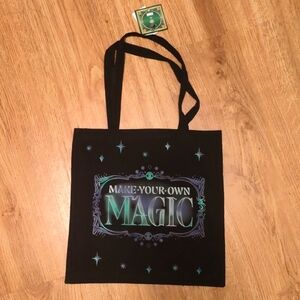 Wicked tote